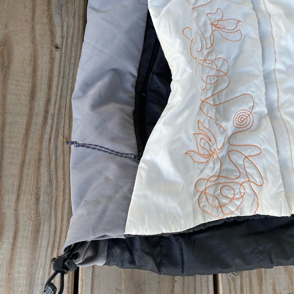 Mountain Hardwear Reversible Down Jacket, Women’s… - image 4